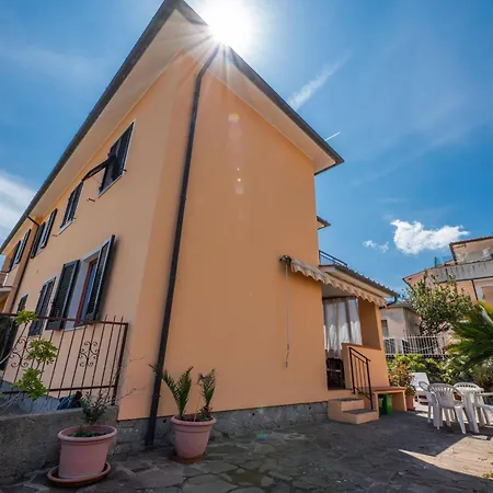 Trilocale Naldina A Appartement *